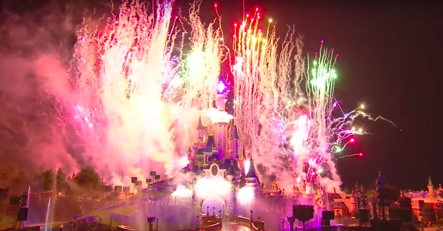 Disney Illumination, the new show for the 25th anniversary of ...